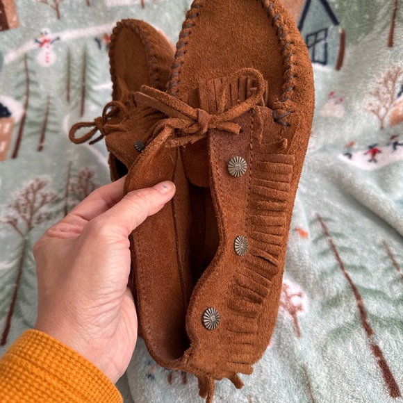 Minnetonka Brown Suede Moccasins - Picture 6 of 14